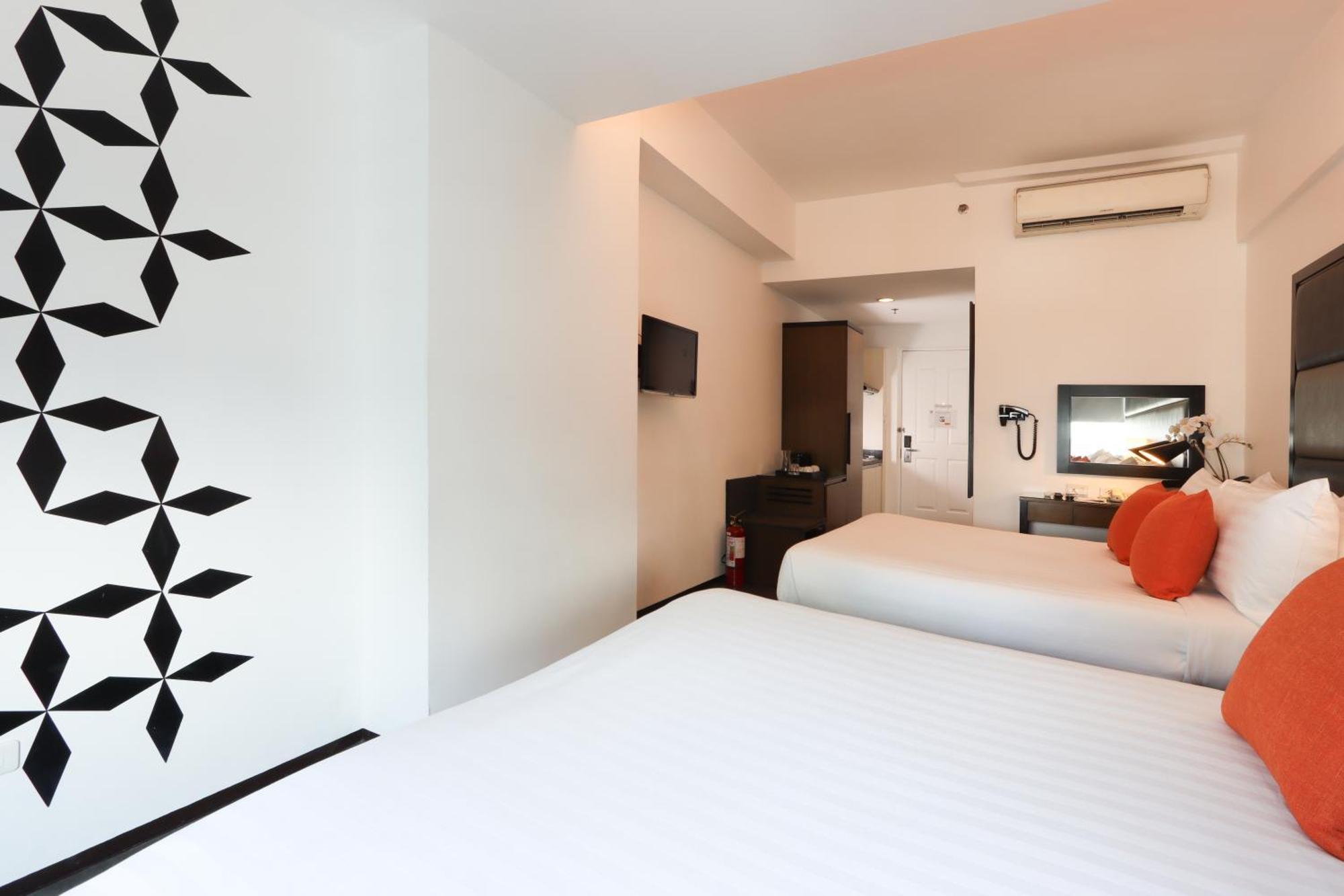 Privato Ortigas Hotel Pasig City Exterior photo