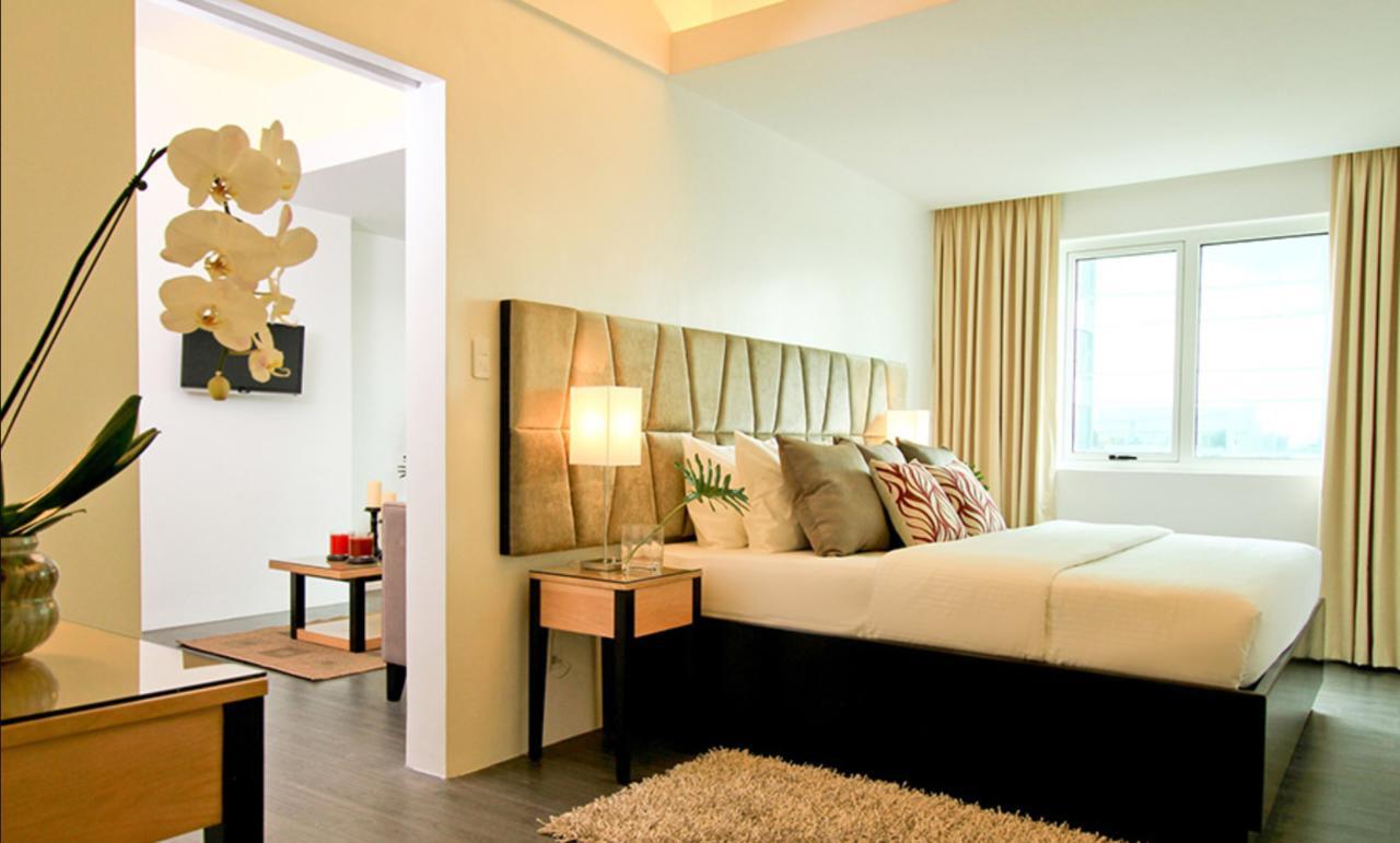Privato Ortigas Hotel Pasig City Exterior photo