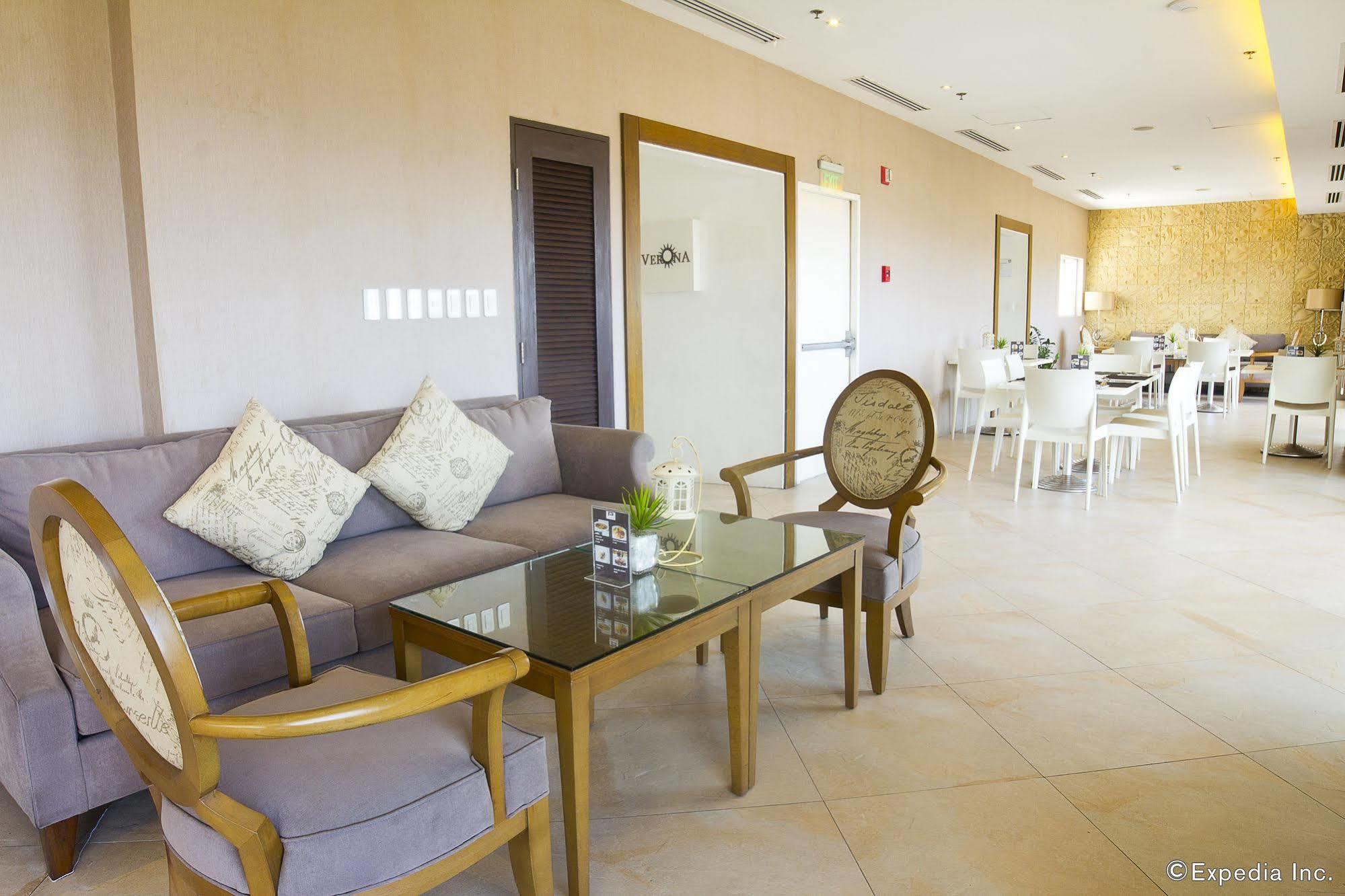 Privato Ortigas Hotel Pasig City Exterior photo